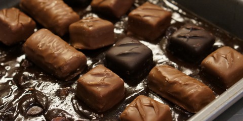 candy-bar-brownies