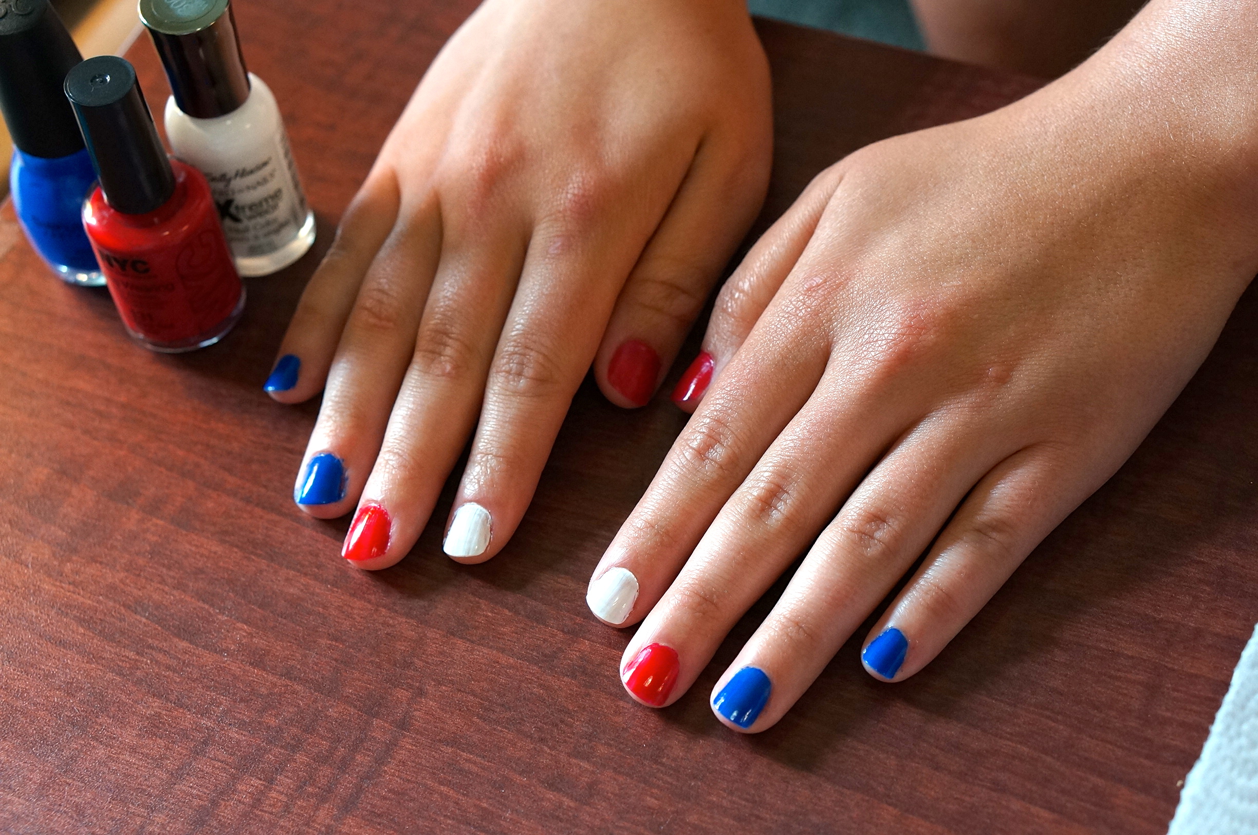 Red, White, and Blue Nails - wide 8