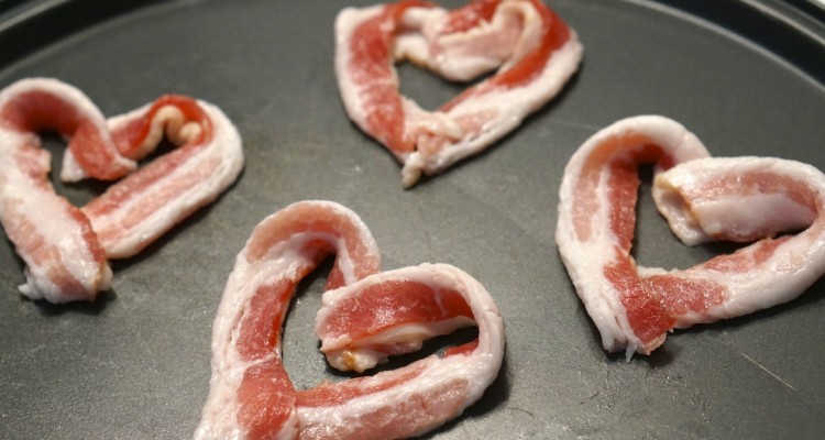 How to make heart bacon