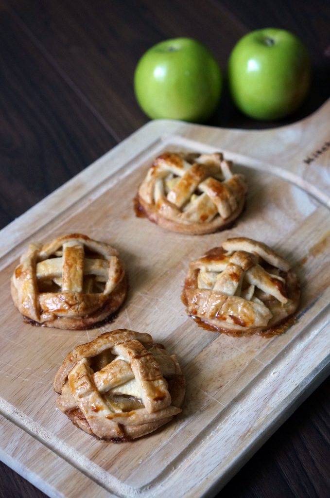 mini-apple-pie-cookies