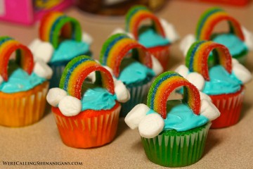 Mini Rainbow Cupcakes