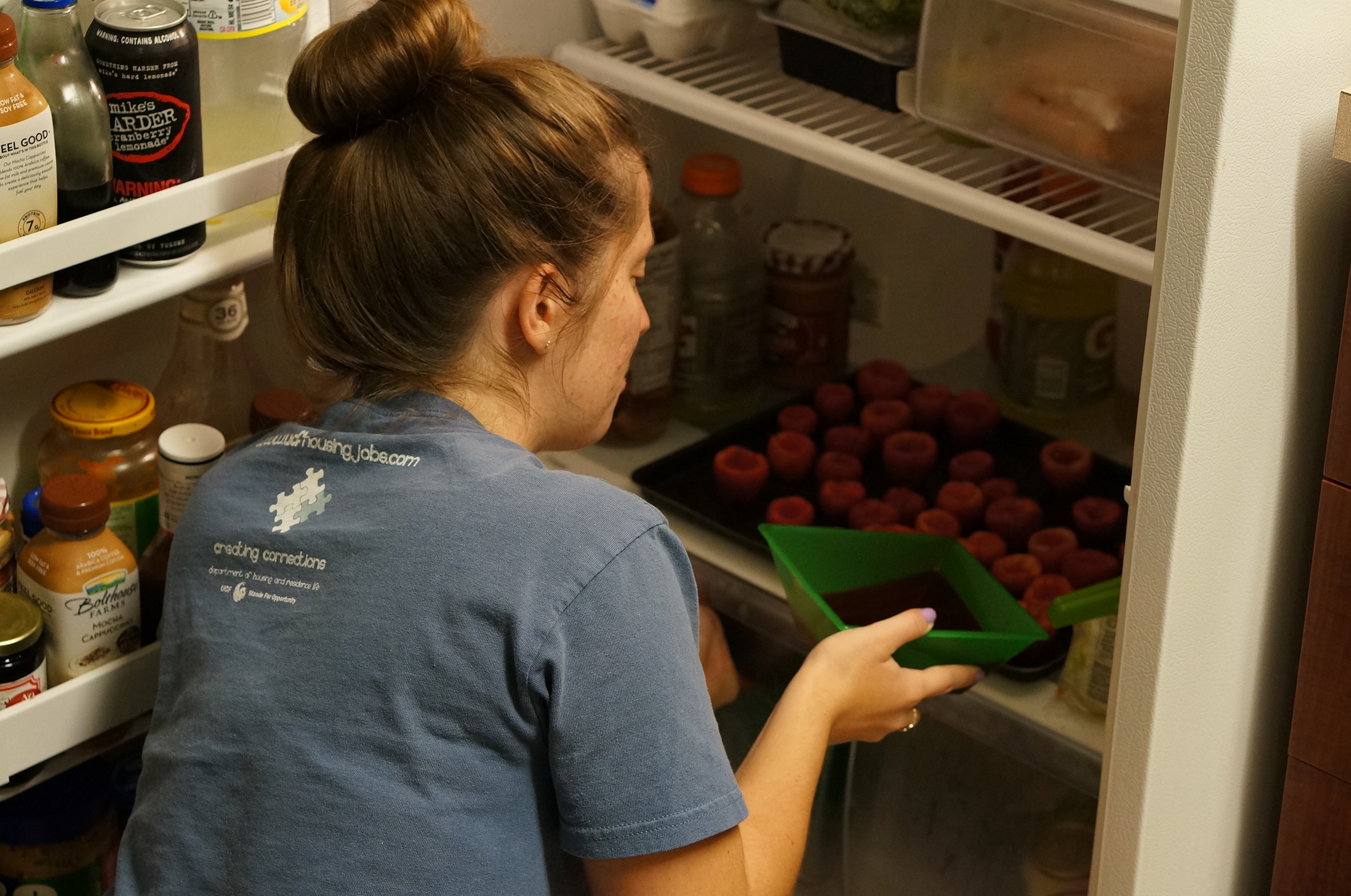 jello-shots-in-fridge